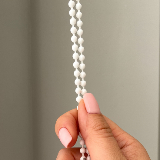 Cadena de cuentas de nailon